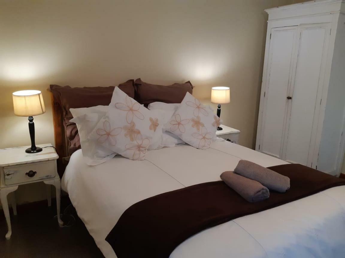 The Hogsback Inn Bagian luar foto