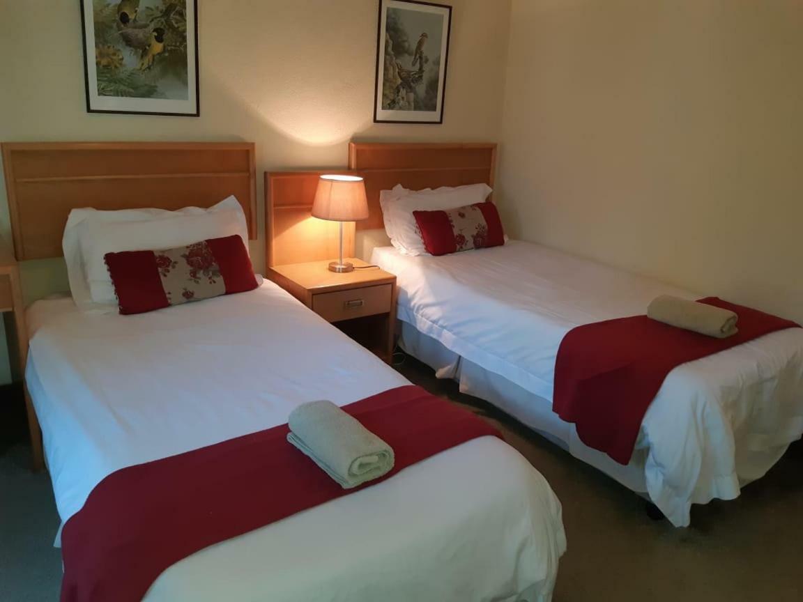 The Hogsback Inn Bagian luar foto
