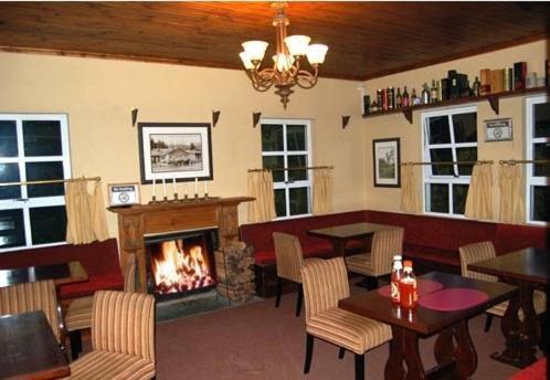 The Hogsback Inn Bagian luar foto